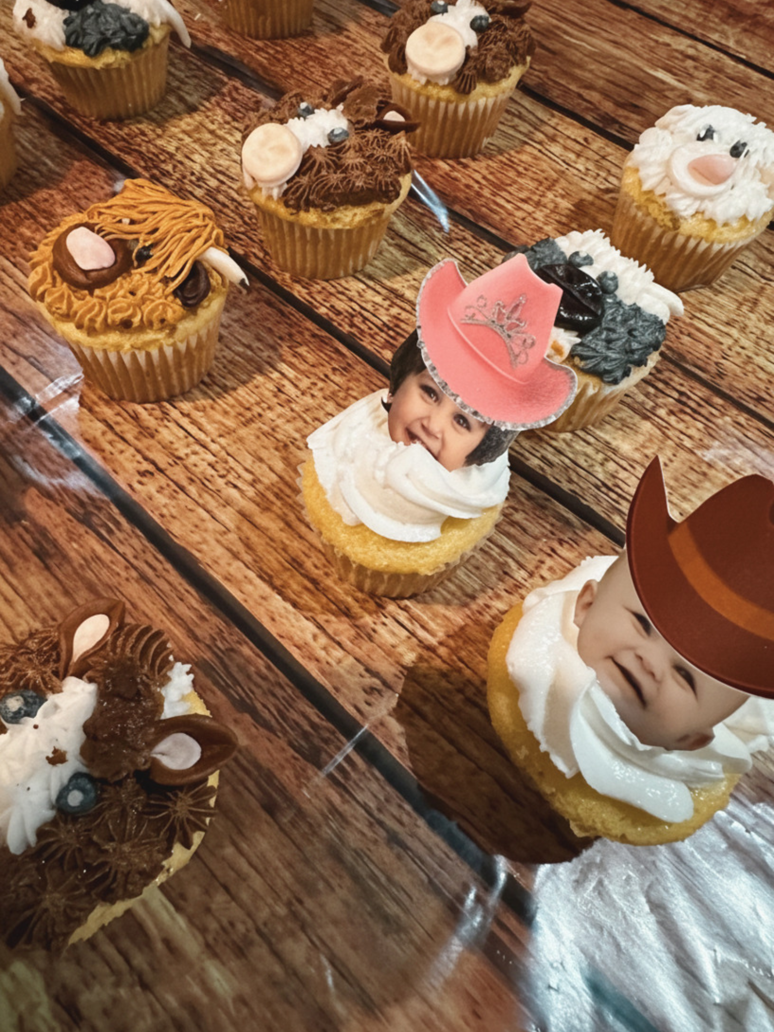 Rodeo-themed cupcakes